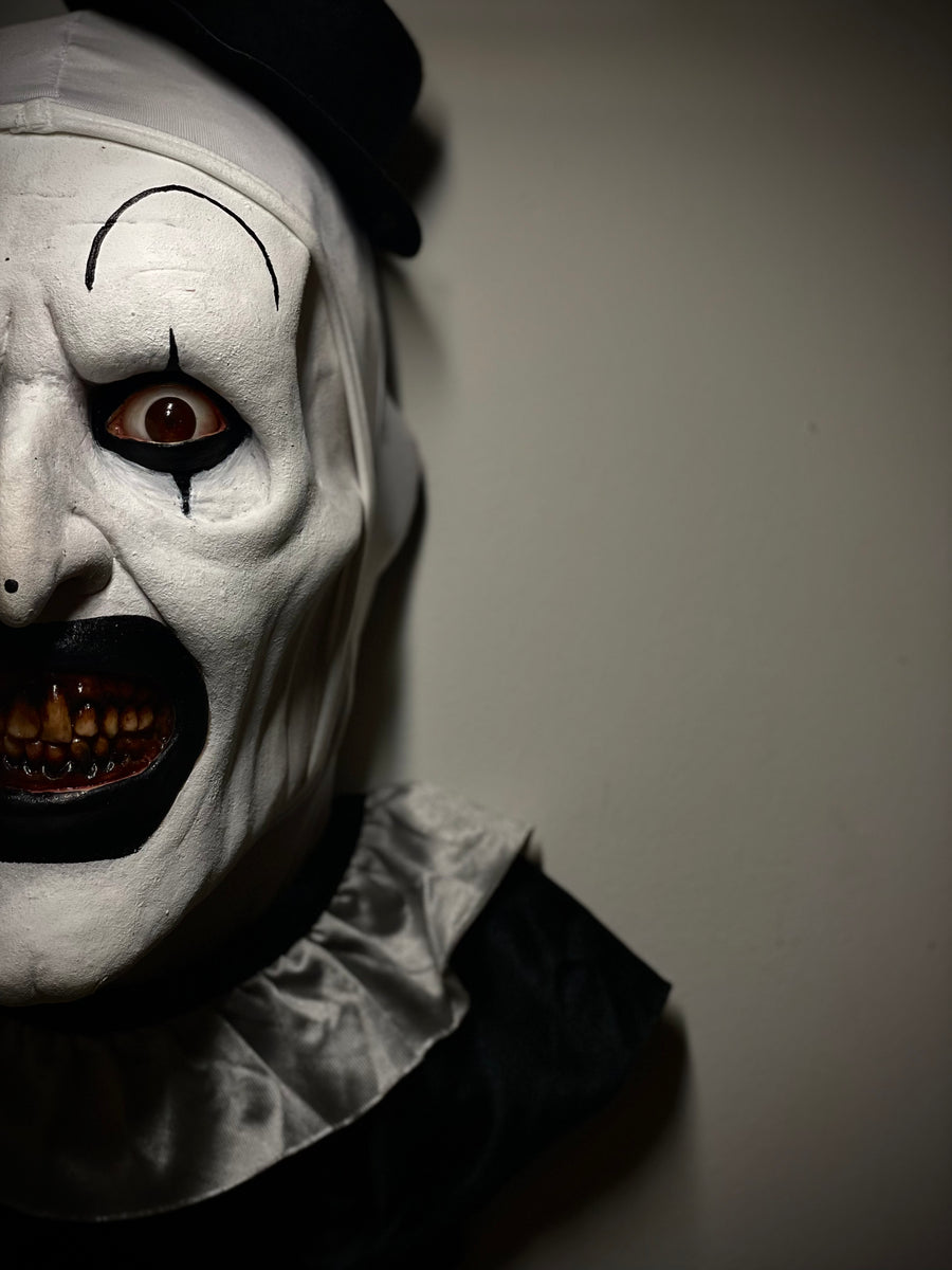 Art The Clown (Terrifier) – Black Apple Fx